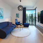 Blue Dot Apartment